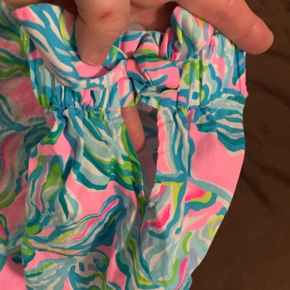 EUC Women’s Size XL Lilly Pulitzer off the shoulder top SO CUTE - Picture 4 of 8